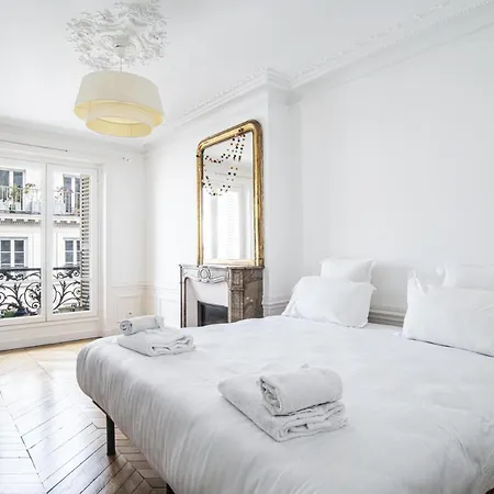 Apartment Pick A Flat's Near Moulin Rouge - Rue Fontaine Paris