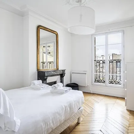 Pick A Flat's Near Moulin Rouge - Rue Fontaine Apartment *